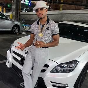 Meet your Posher, Kelley